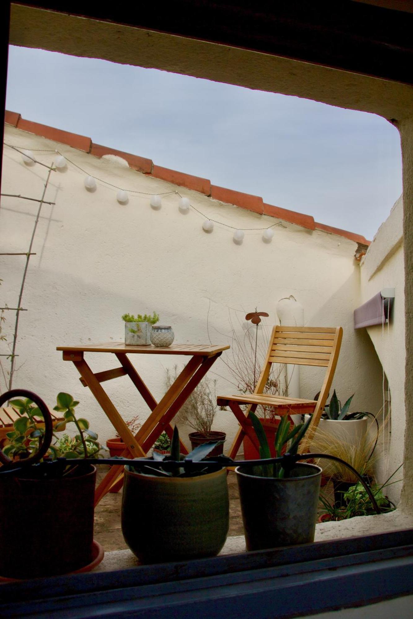 Joli Avec Terrasse-jardin Sur Les Toits, Coeur Historique Montpellier